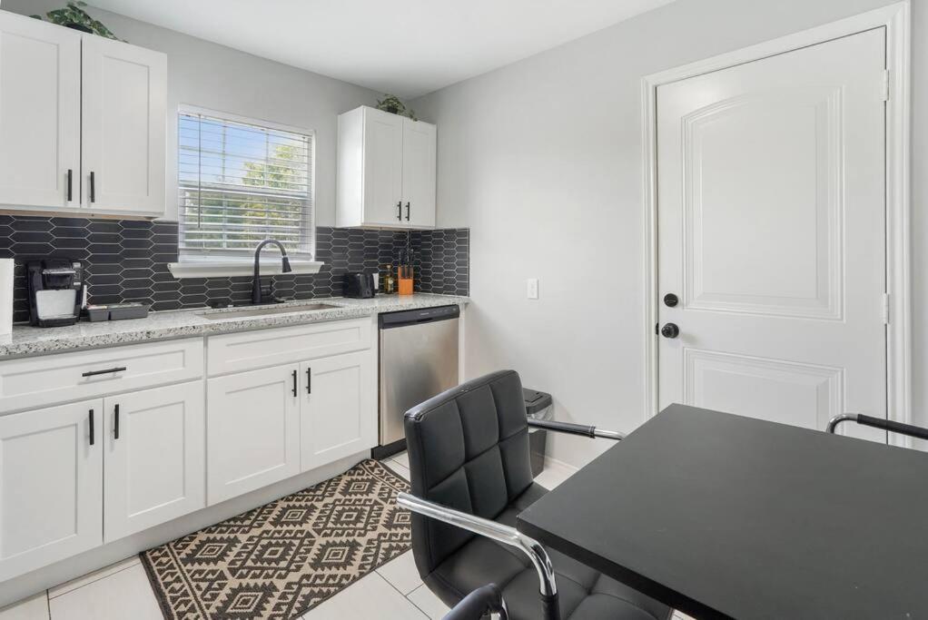 Cozy Two Bedroom Home Minutes From Downtown! Houston Ngoại thất bức ảnh