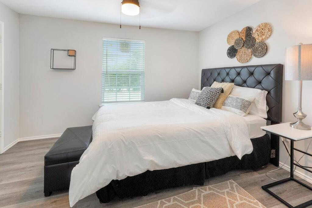 Cozy Two Bedroom Home Minutes From Downtown! Houston Ngoại thất bức ảnh