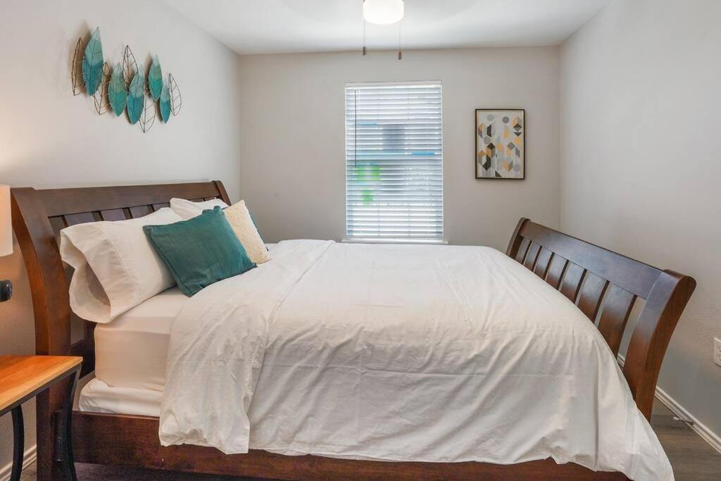 Cozy Two Bedroom Home Minutes From Downtown! Houston Ngoại thất bức ảnh